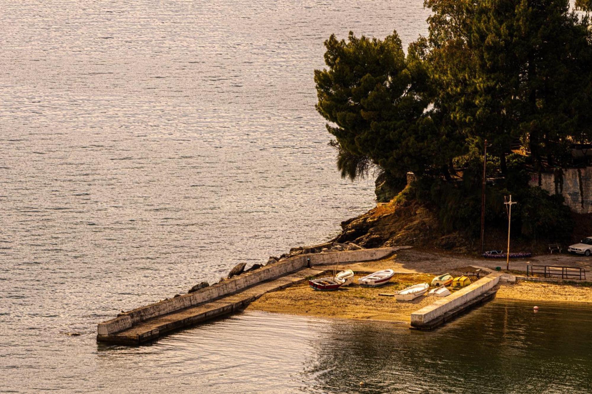 Mesonisi Με Υπέροχη Θέα Στον Παγασητικό!! Villa Афисос Екстериор снимка