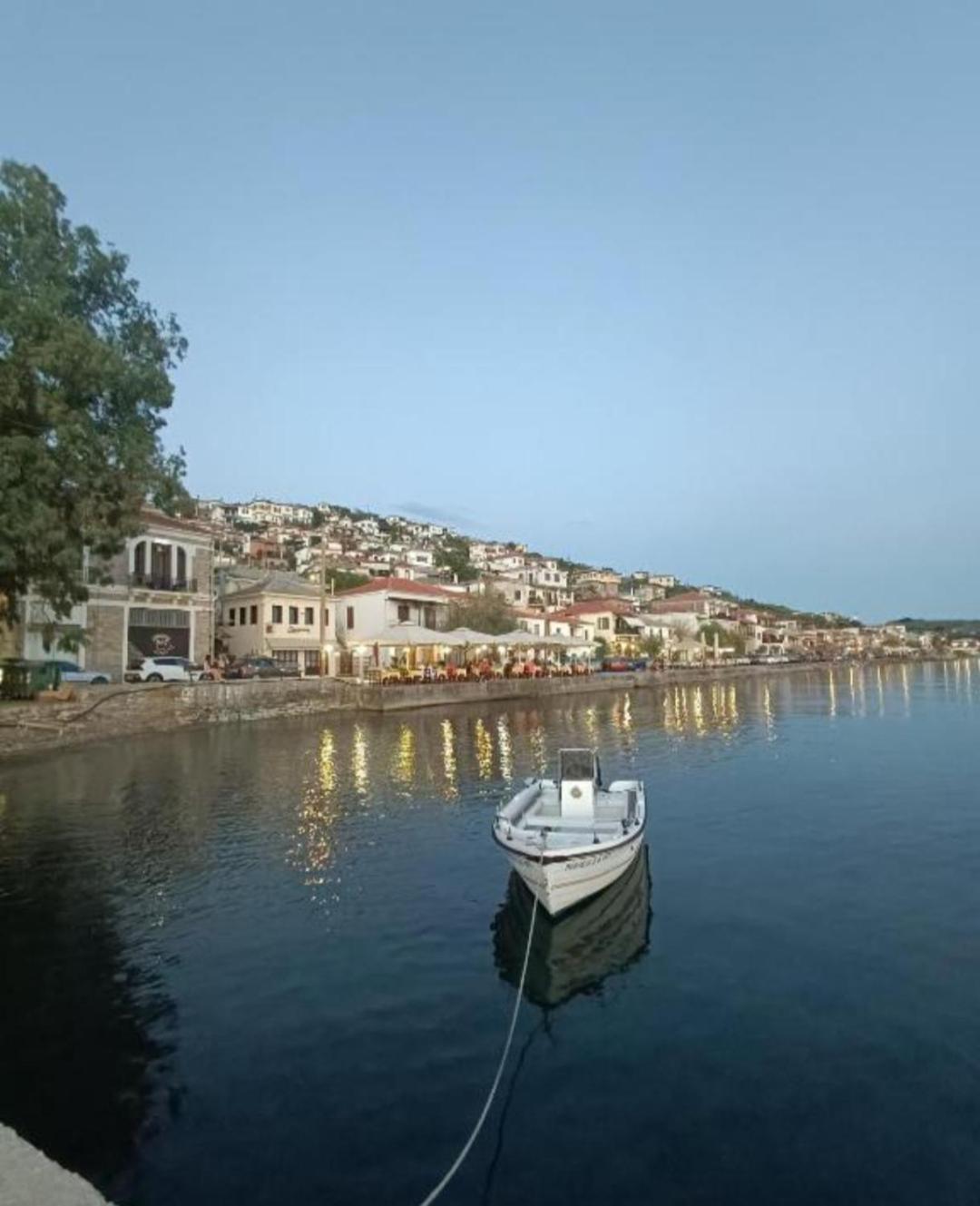 Mesonisi Με Υπέροχη Θέα Στον Παγασητικό!! Villa Афисос Екстериор снимка